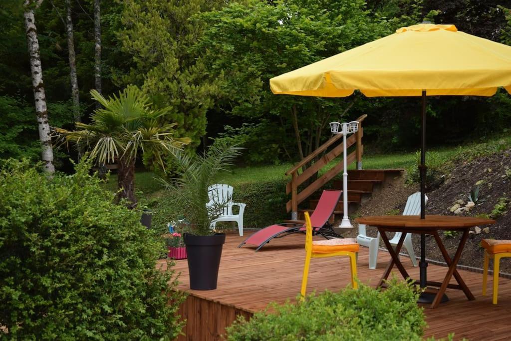 Gite Recent Au Calme Entre Champs Et Forets Perigord Vert Grand Brassac Exterior foto